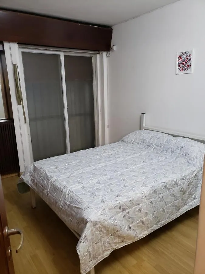 Apartamento Departamento Ubicadisimo Calle Chile Con Estacionamiento Incluido Capital Mendoza 4